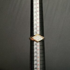 Avon Diamond Shaped Ring